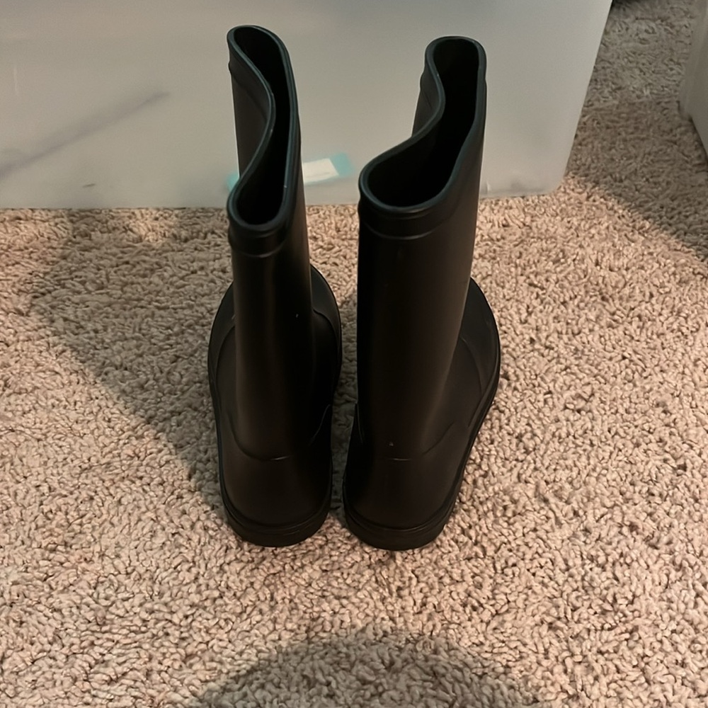 Kids Black Rainboots - Picture 3 of 4